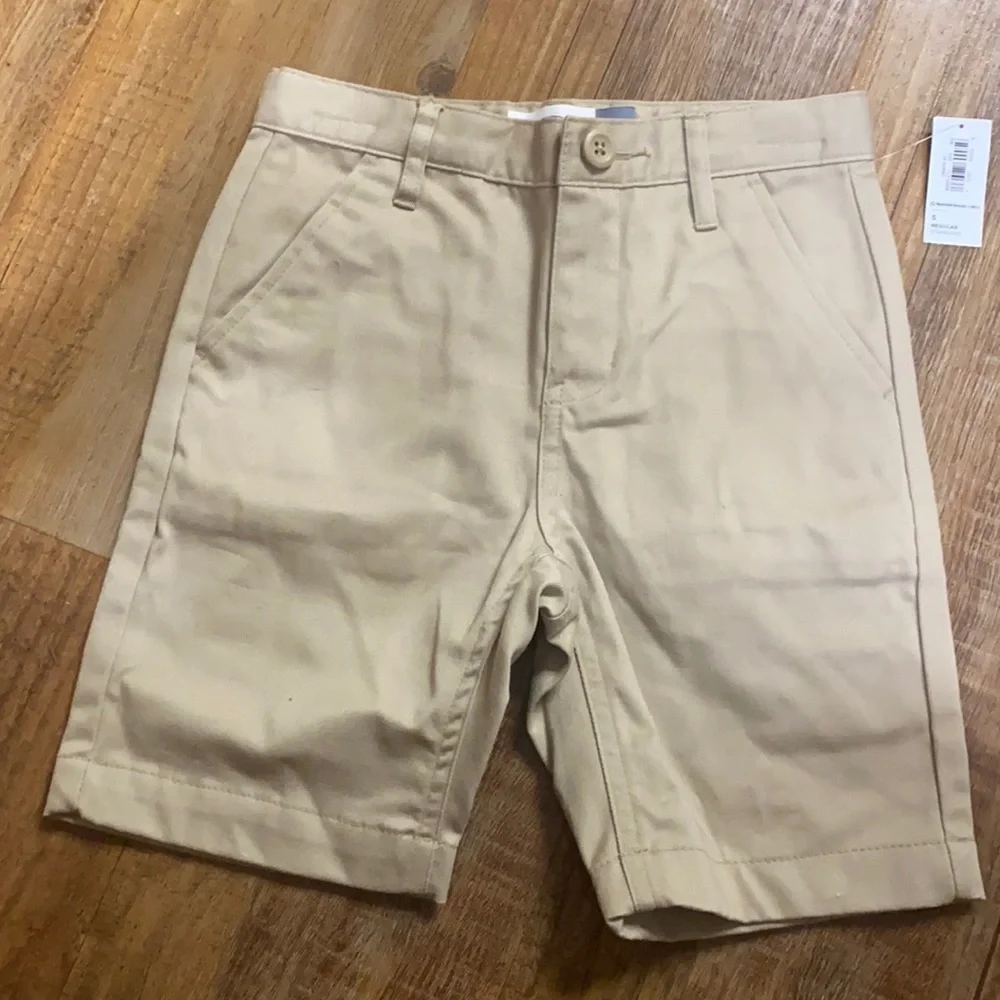 Old navy tan shorts with adjustable waist size 5